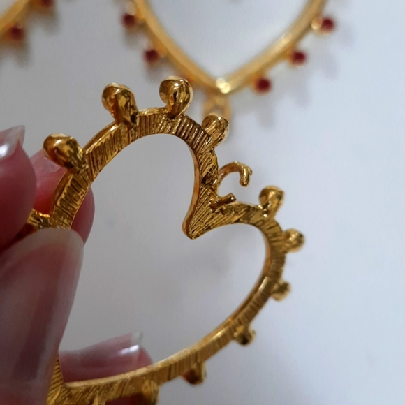 Heart Statement Earrings - Picture 4 of 6